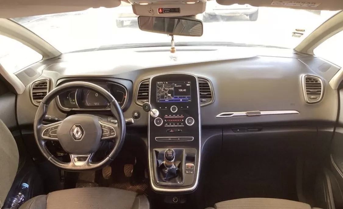 renault-grand-scenic-2018-diesel-1598cc