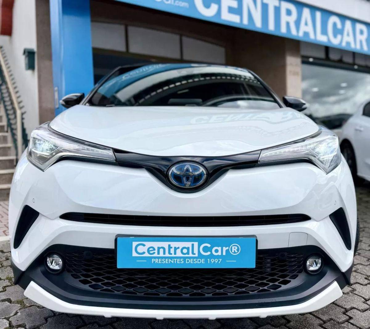 toyota-c-hr-2019-hibrido-a-gasolina-1798cc