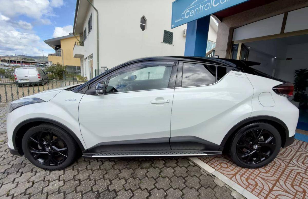 toyota-c-hr-2019-hibrido-a-gasolina-1798cc