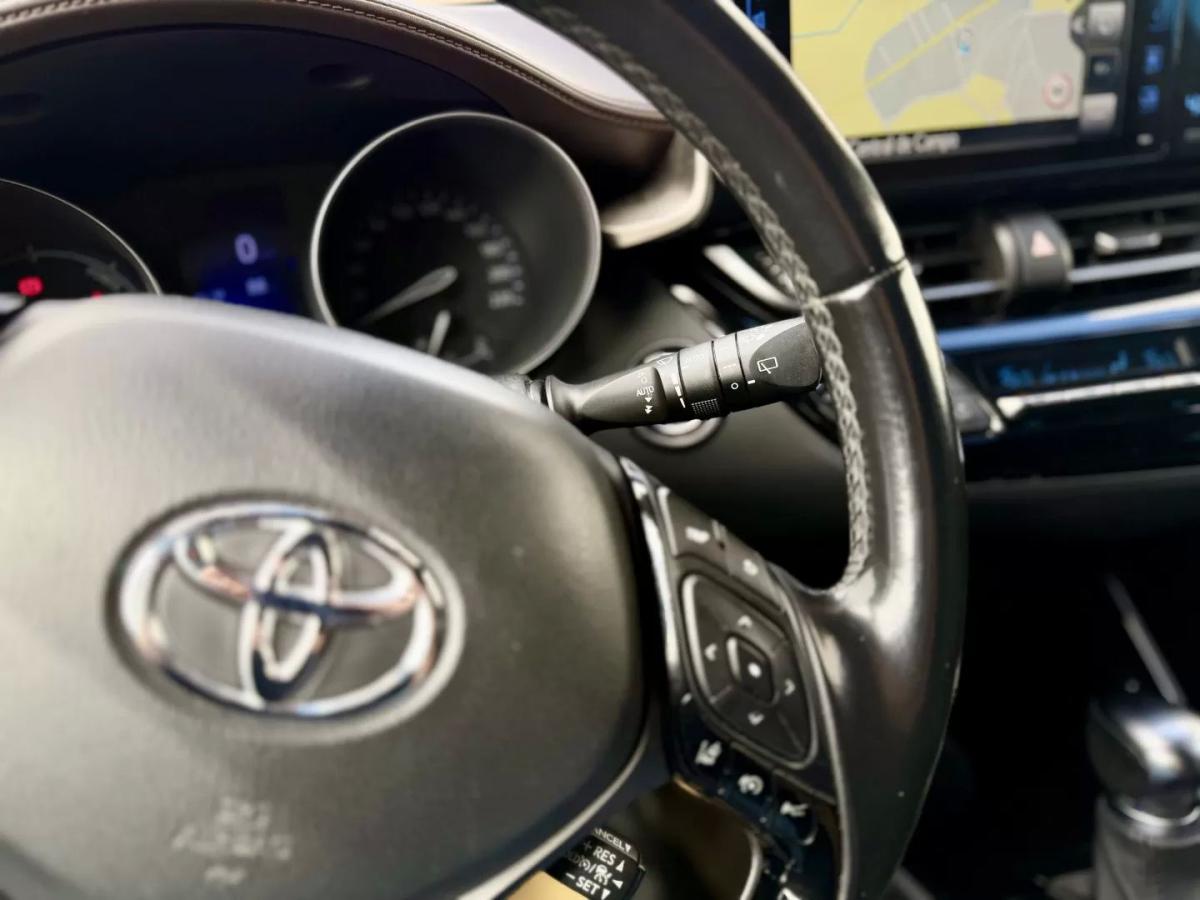 toyota-c-hr-2019-hibrido-a-gasolina-1798cc