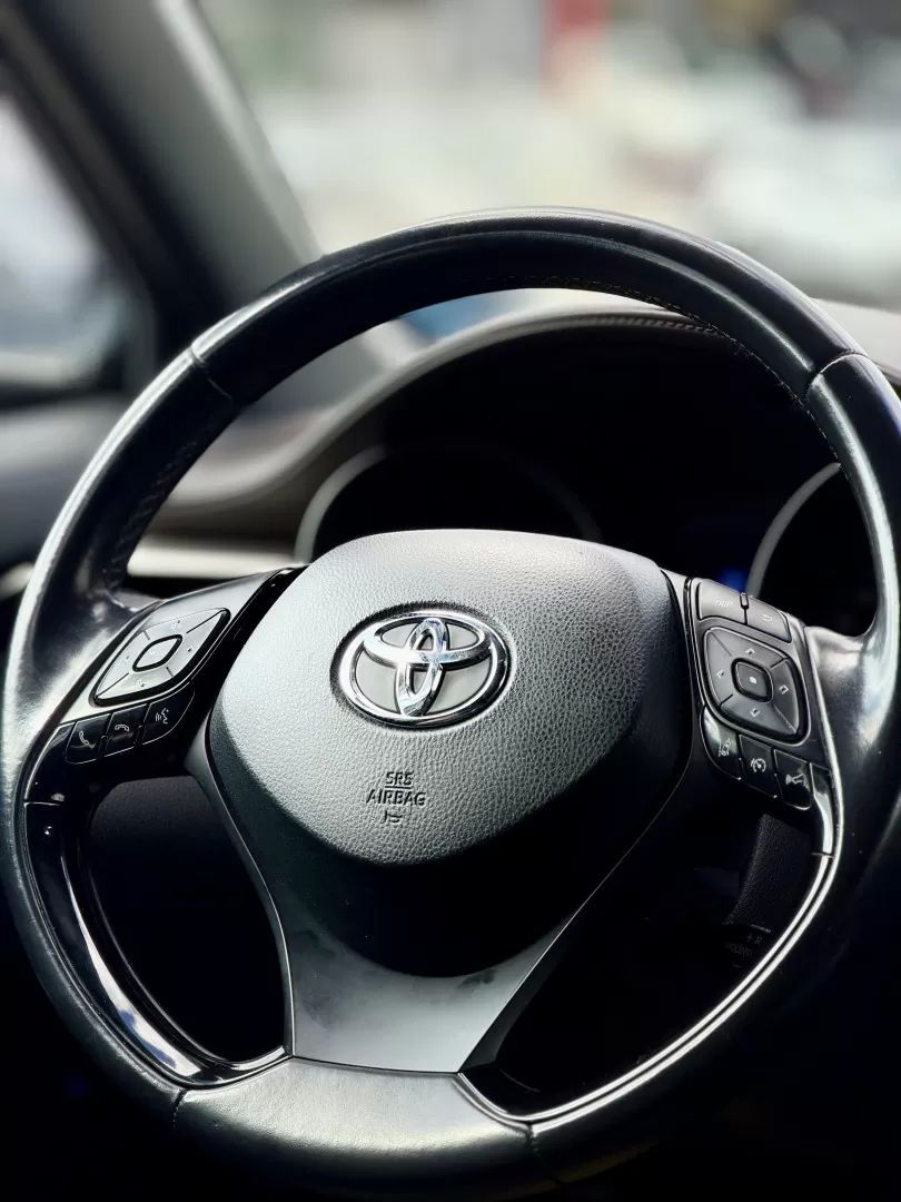 toyota-c-hr-2019-hibrido-a-gasolina-1798cc