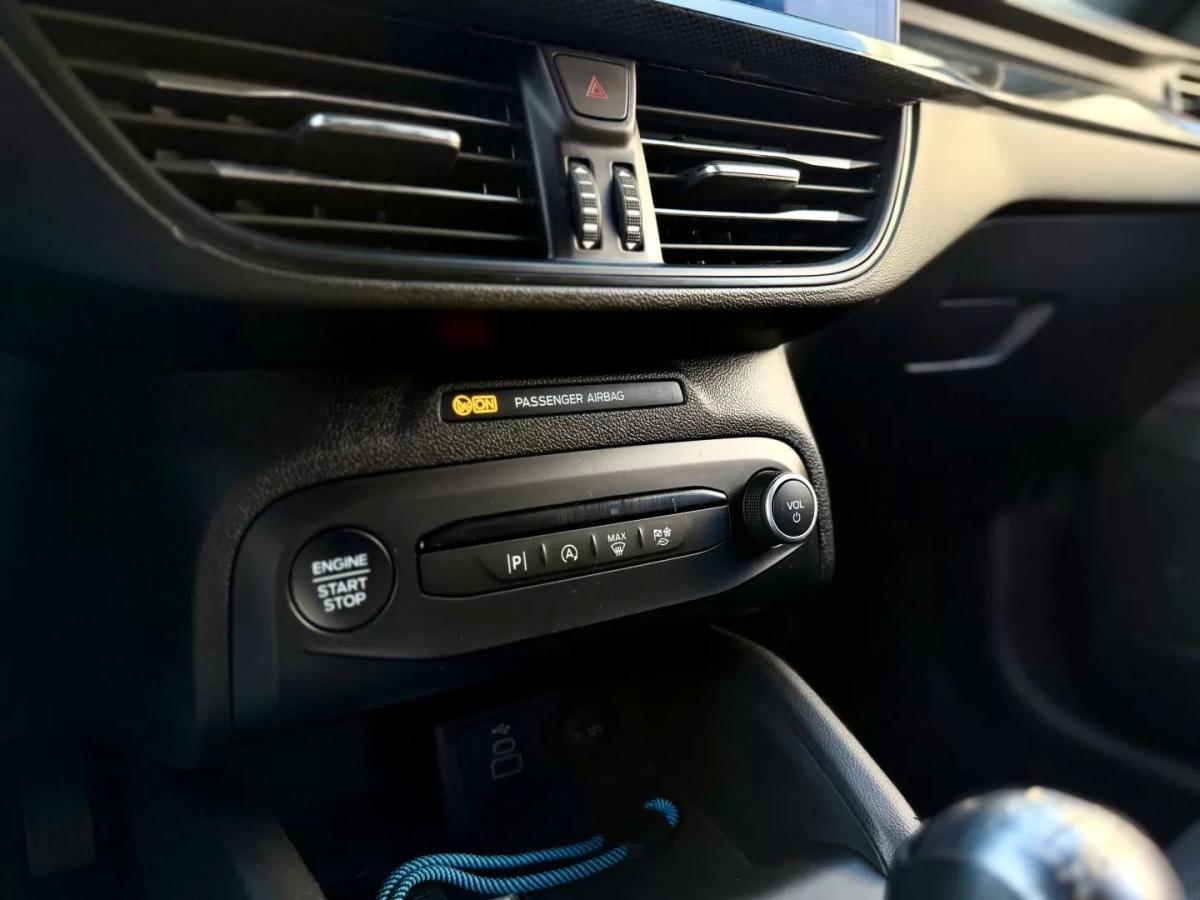 ford-focus-2024-gasolina-998cc