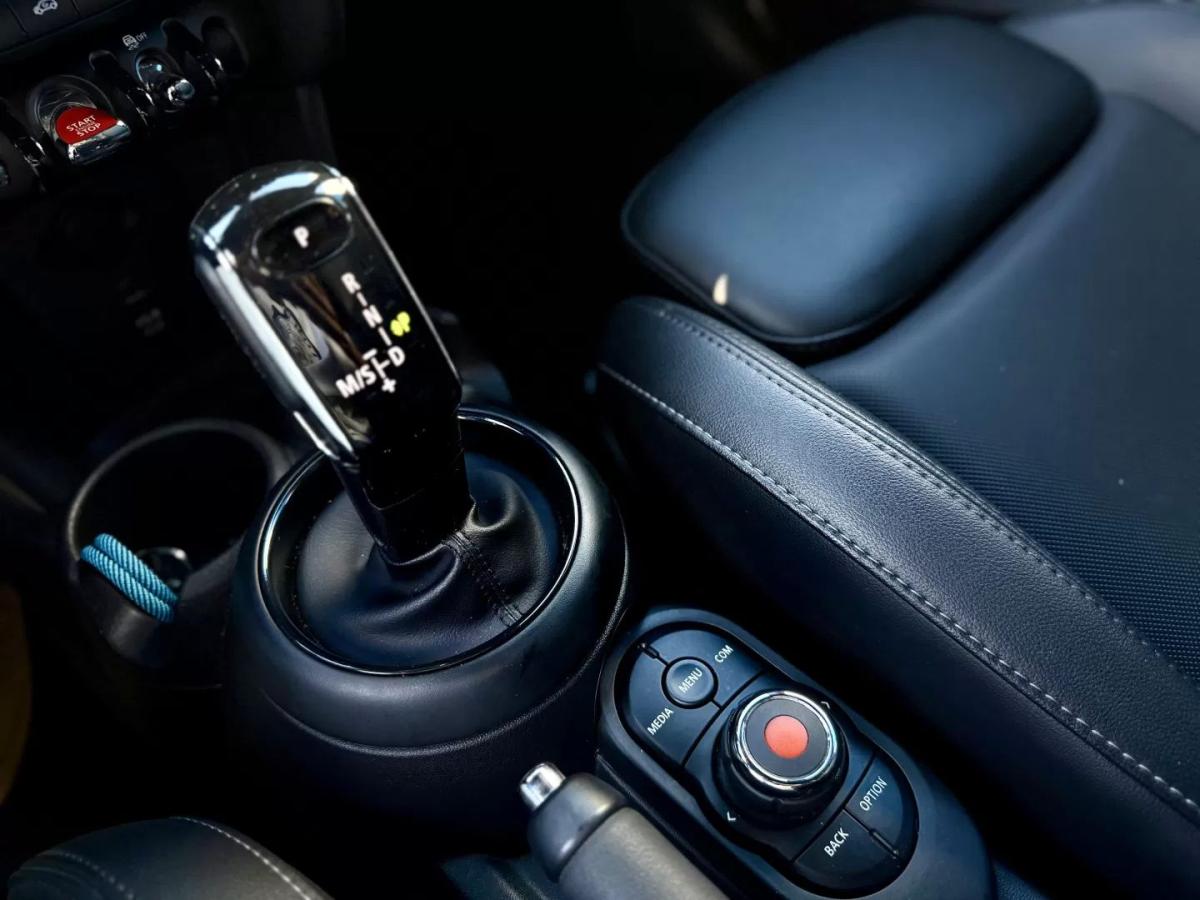 mini-hatch-2021-gasolina-1499cc