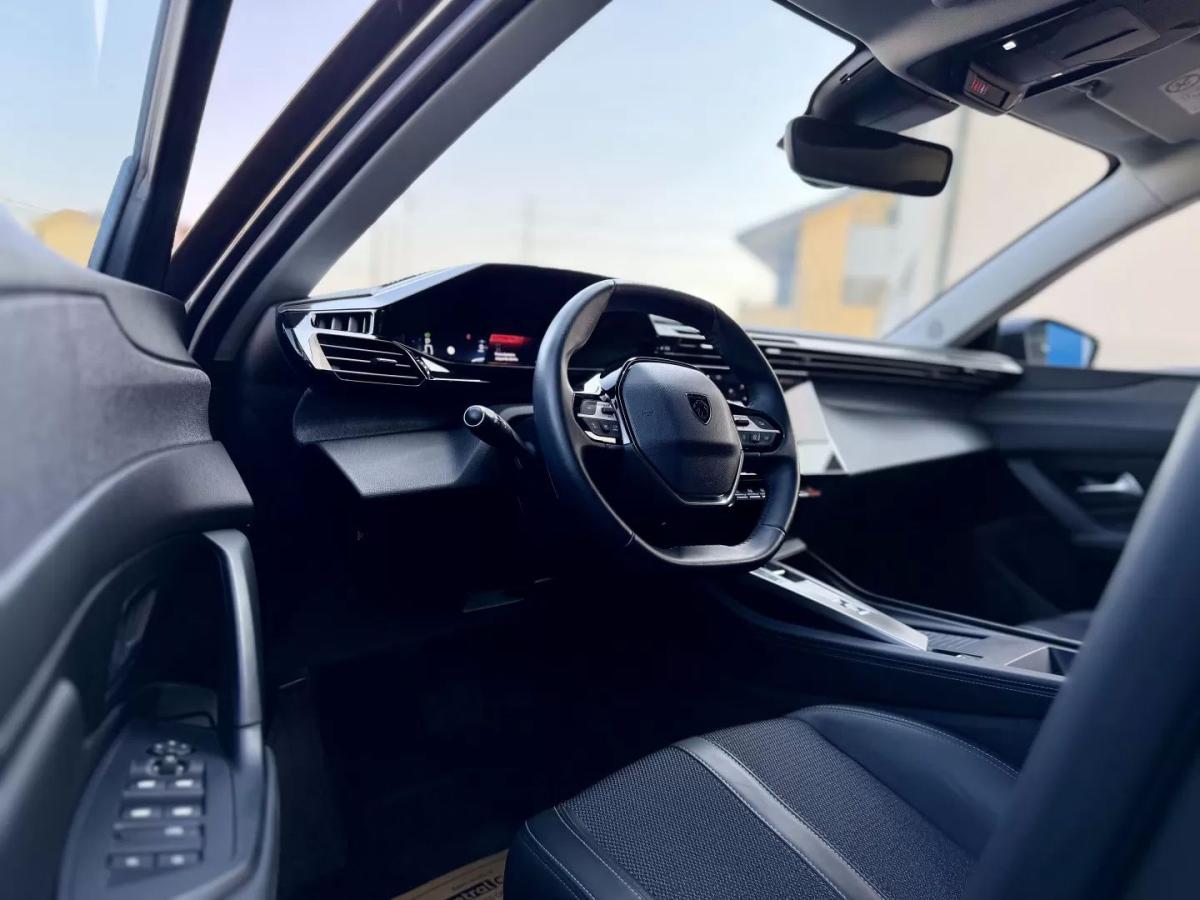 peugeot-308-sw-2023-diesel-1499cc