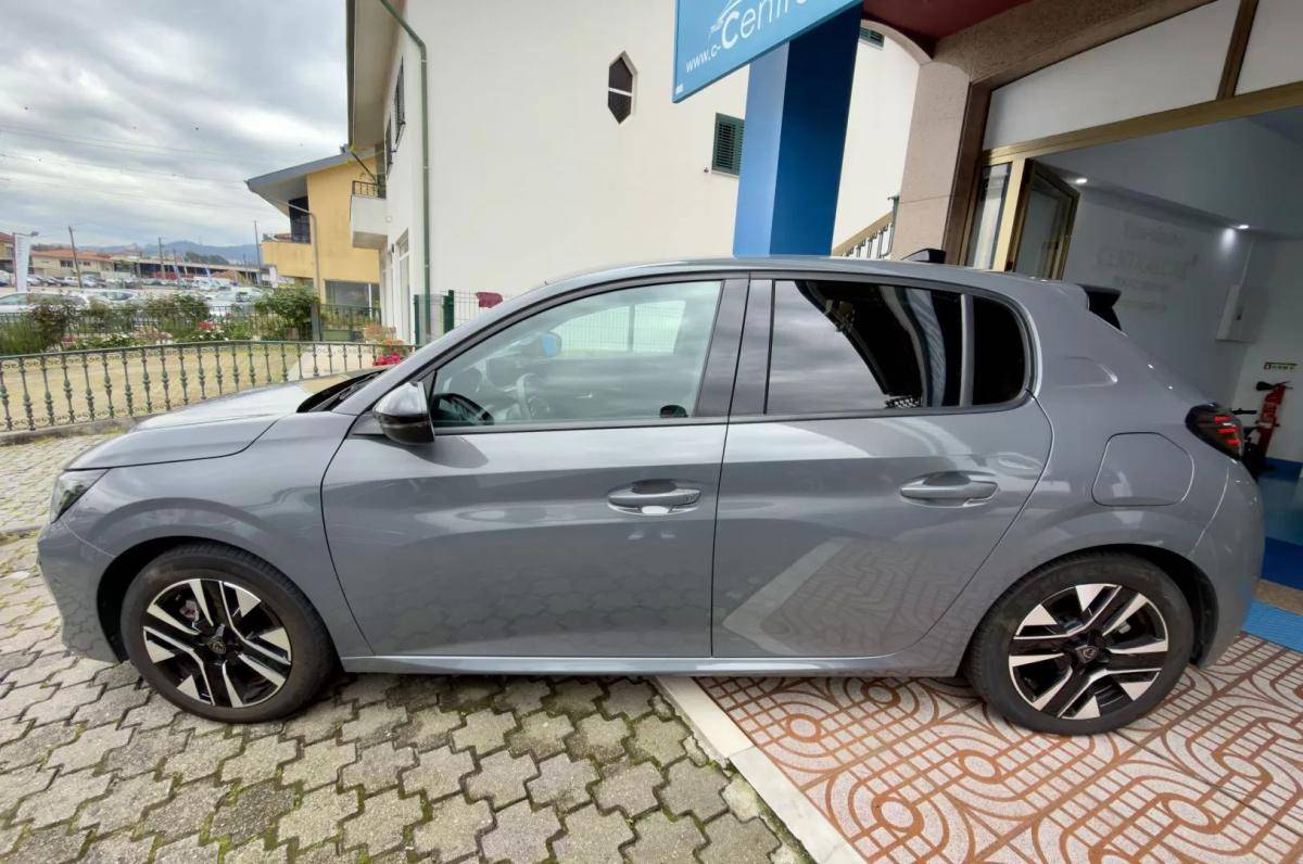 peugeot-208-2024-gasolina-1199cc