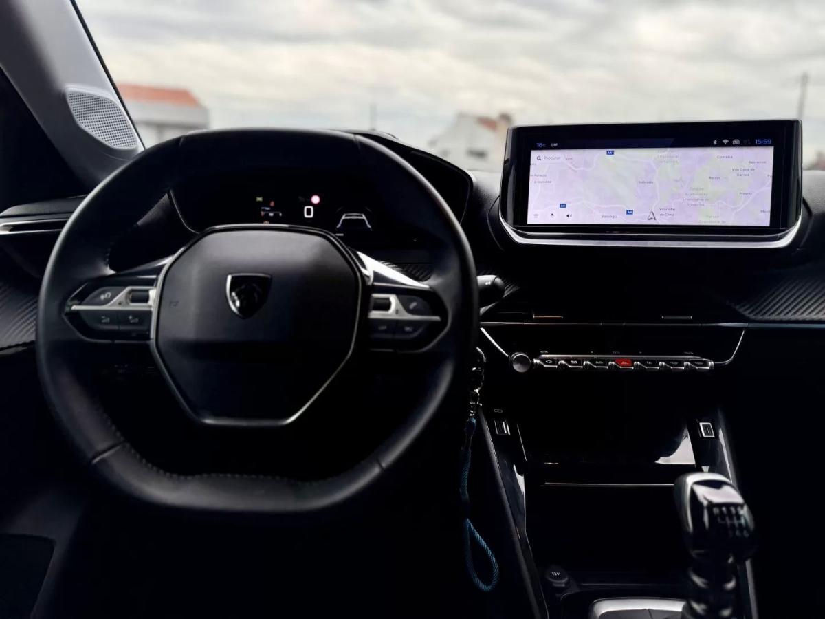 peugeot-208-2024-gasolina-1199cc