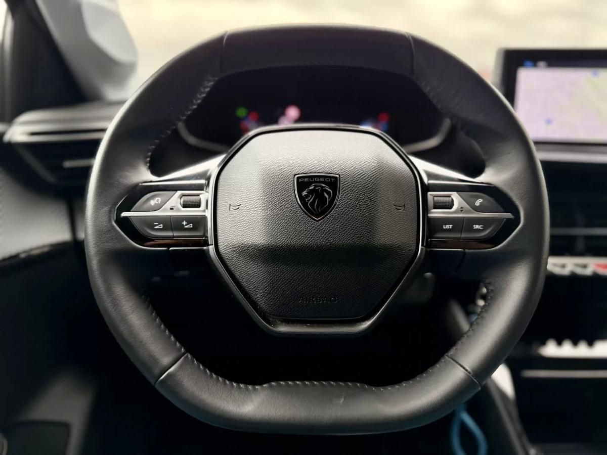 peugeot-208-2024-gasolina-1199cc