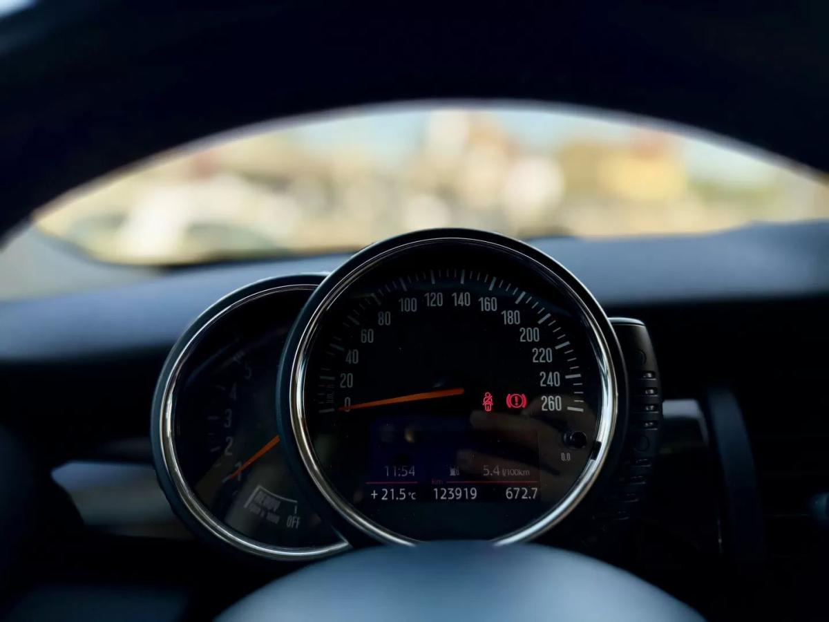 mini-cooper-2016-diesel-1496cc