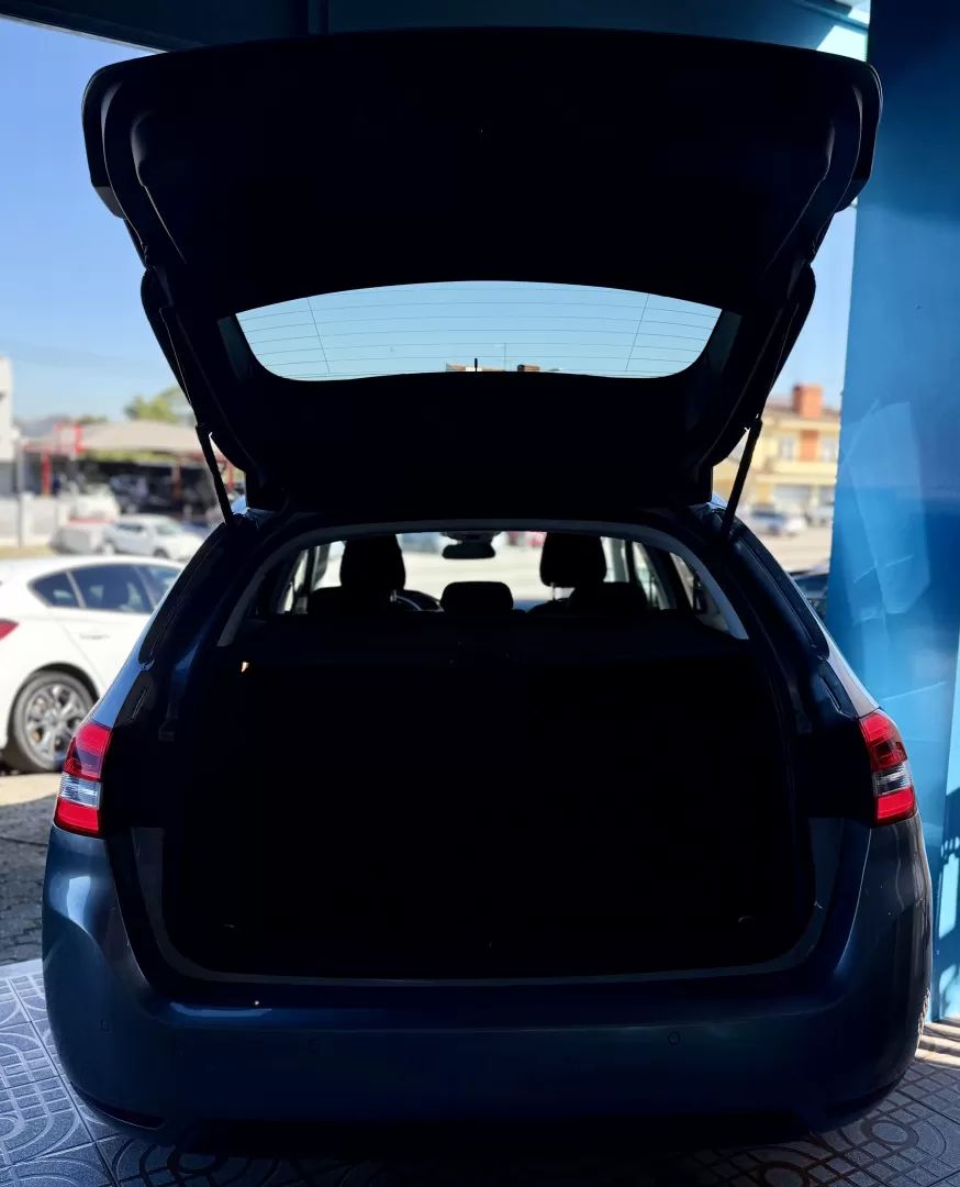 peugeot-308-sw-2019-diesel-1499cc