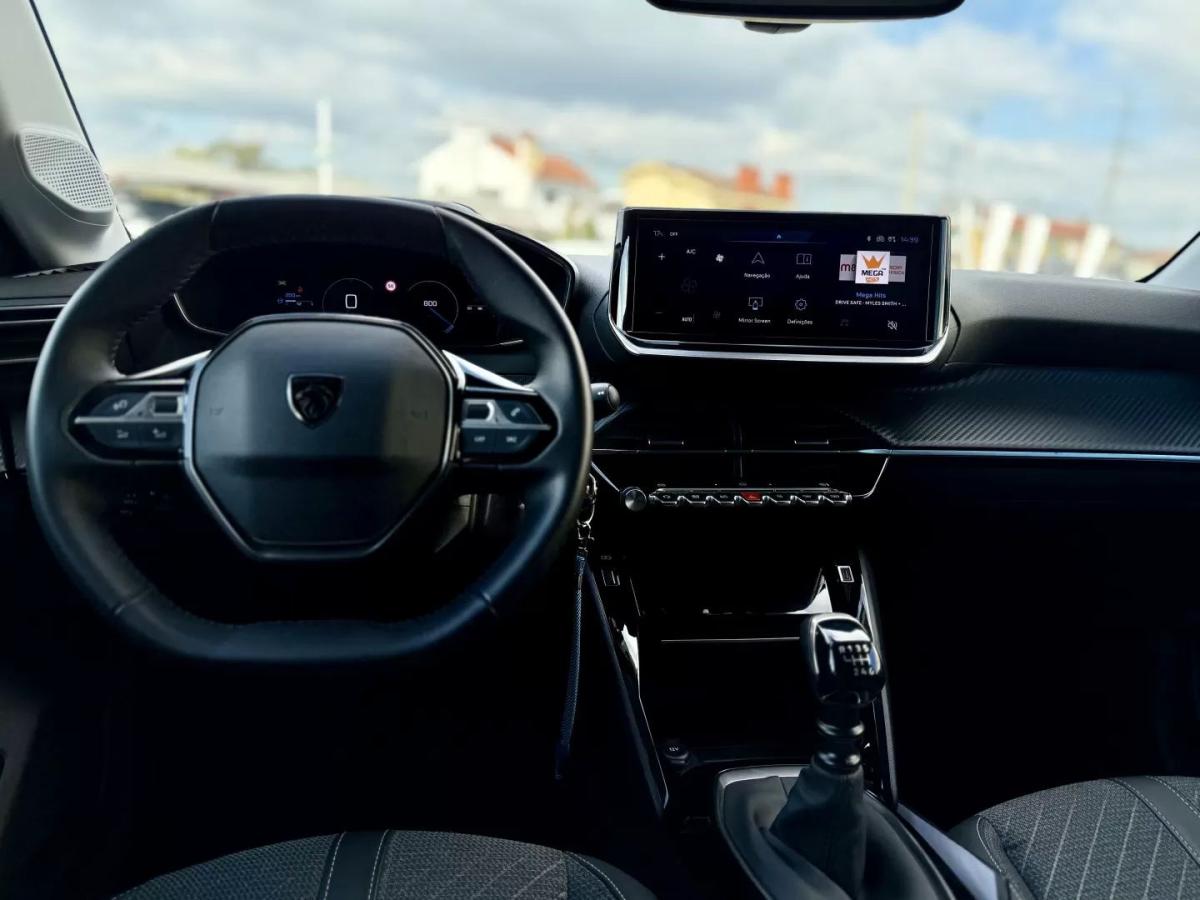 peugeot-208-2024-gasolina-1199cc