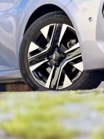 peugeot-208-2024-gasolina-1199cc