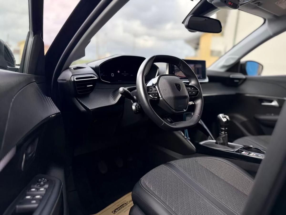 peugeot-208-2025-gasolina-1199cc