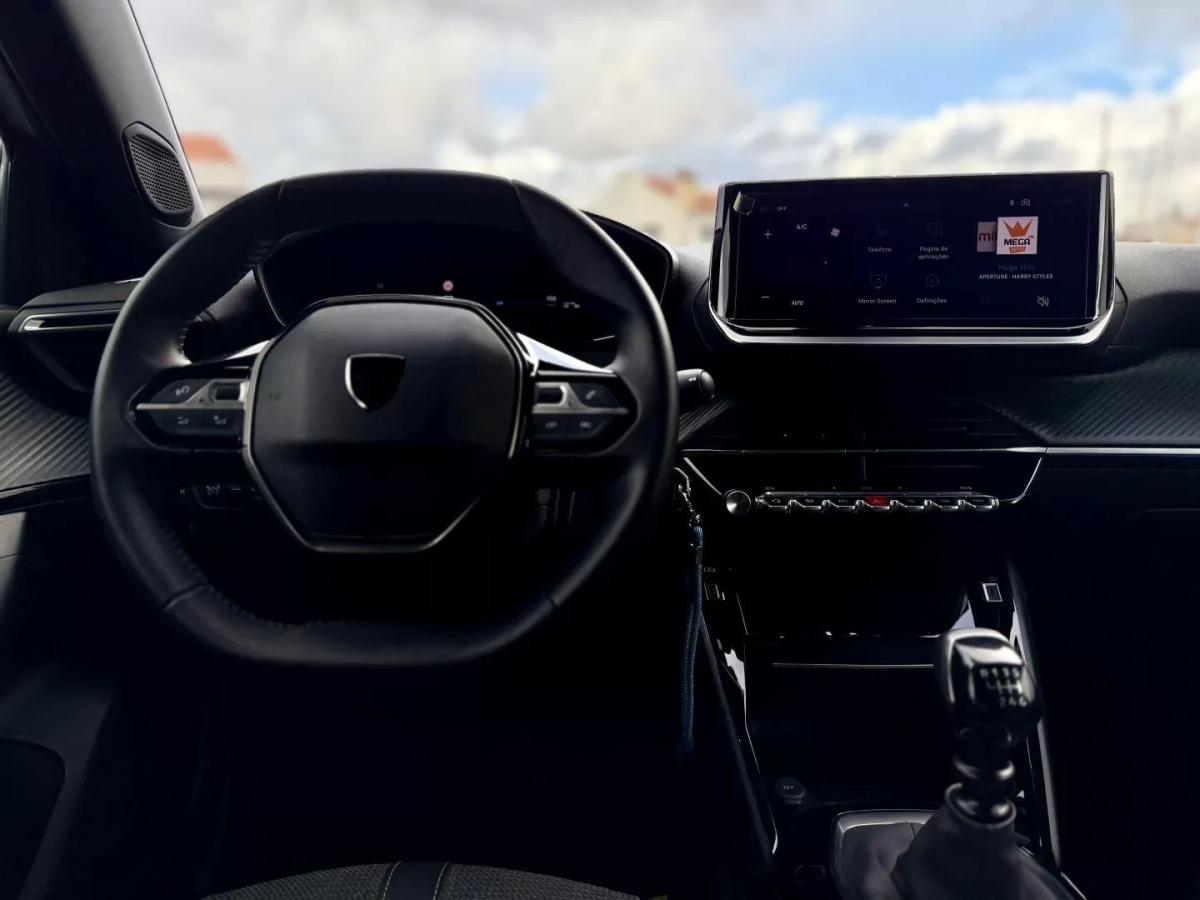 peugeot-2008-2024-gasolina-1199cc