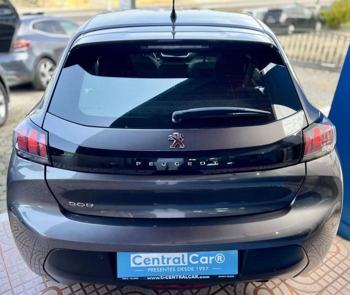 peugeot-208-2022-diesel-1499cc