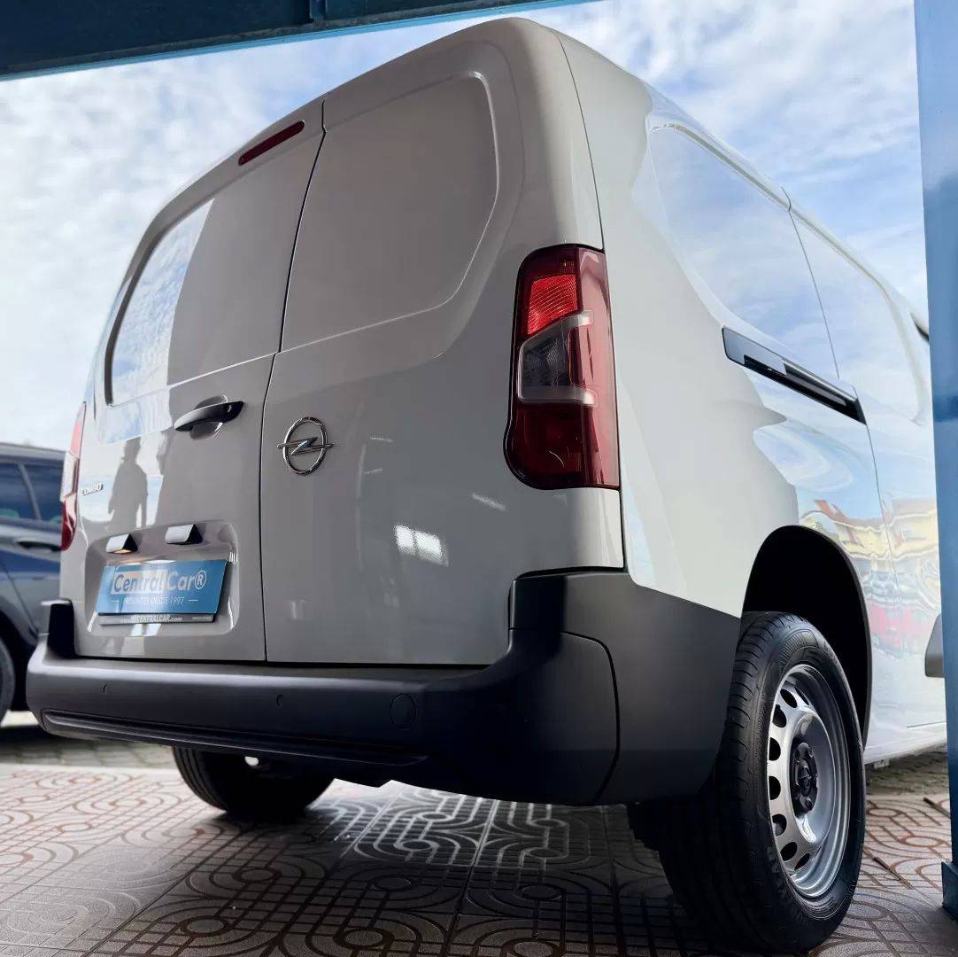 opel-combo-2023-diesel-1499cc