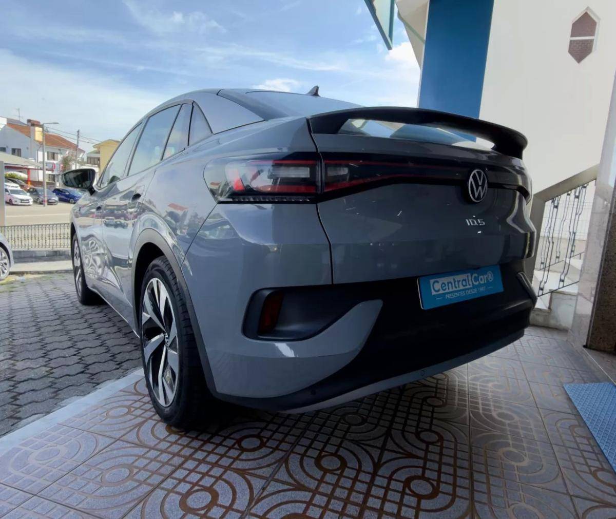 volkswagen-id-5-2023-eletrico-0cc