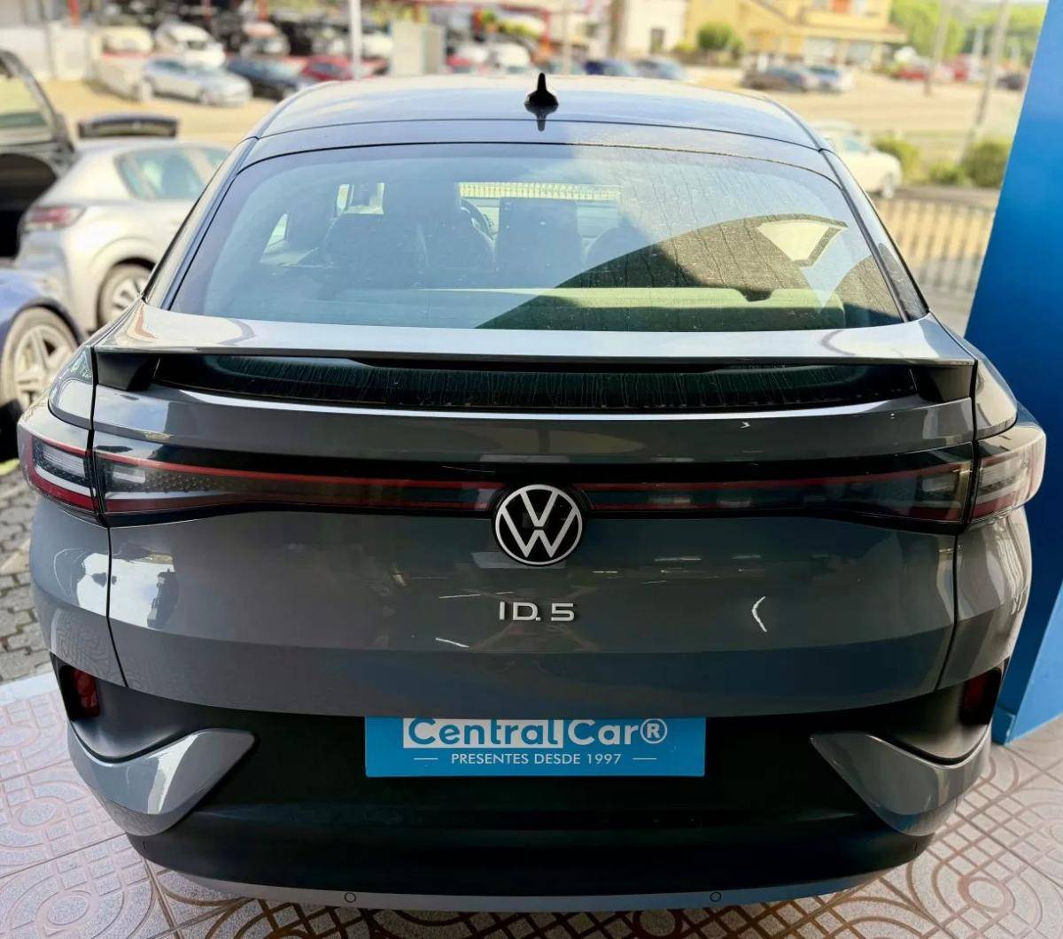 volkswagen-id-5-2023-eletrico-0cc