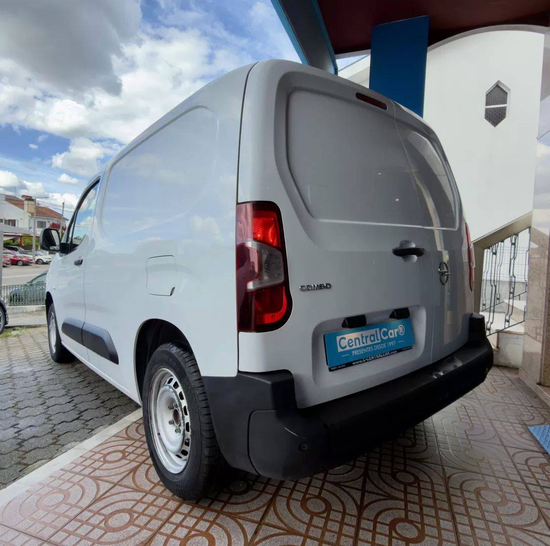 opel-combo-2023-diesel-1499cc