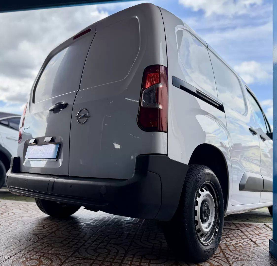 opel-combo-2023-diesel-1499cc