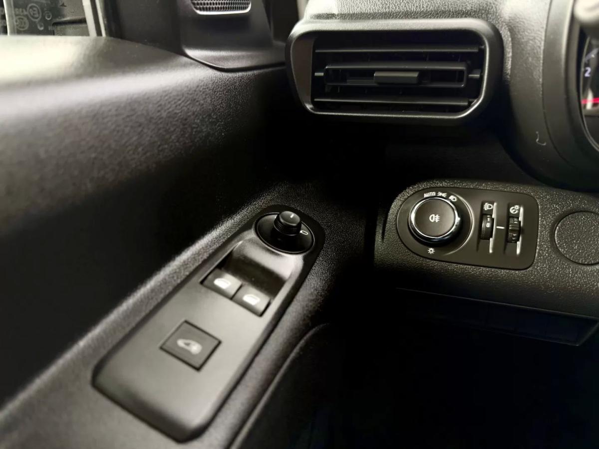 opel-combo-2023-diesel-1499cc
