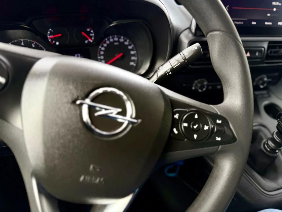 opel-combo-2023-diesel-1499cc