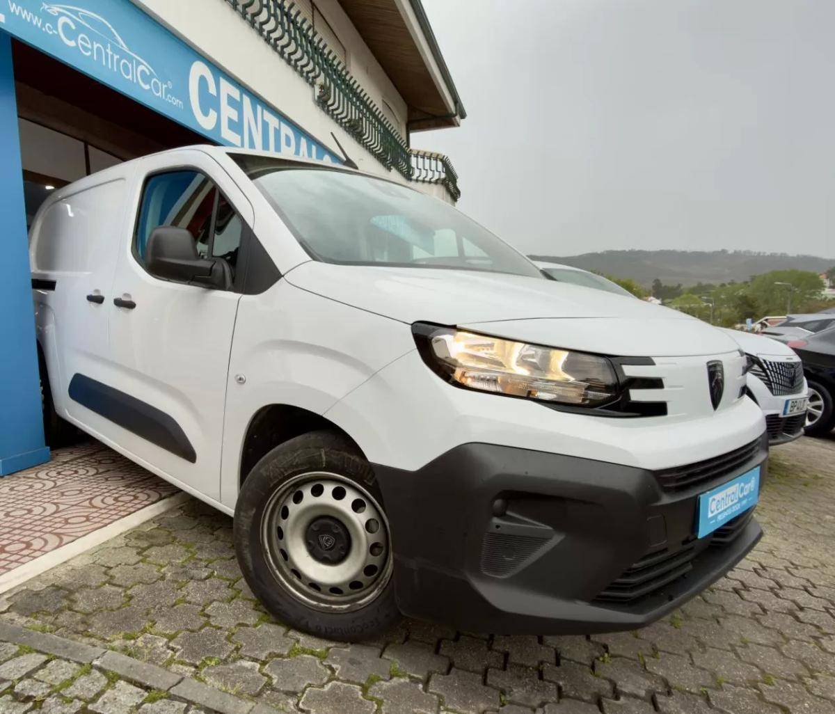 peugeot-partner-2024-diesel-1499cc