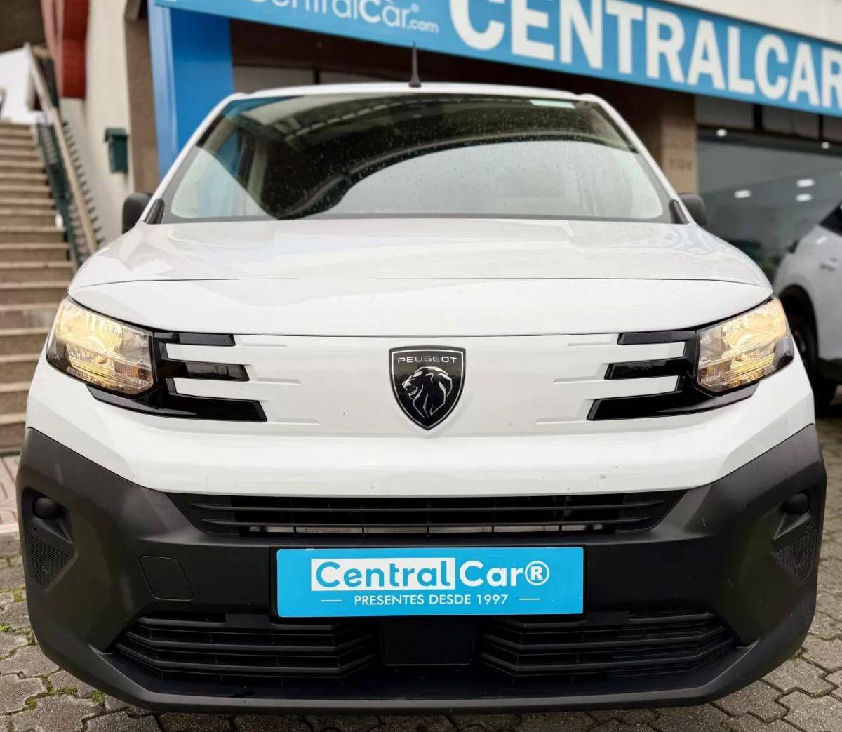 peugeot-partner-2024-diesel-1499cc