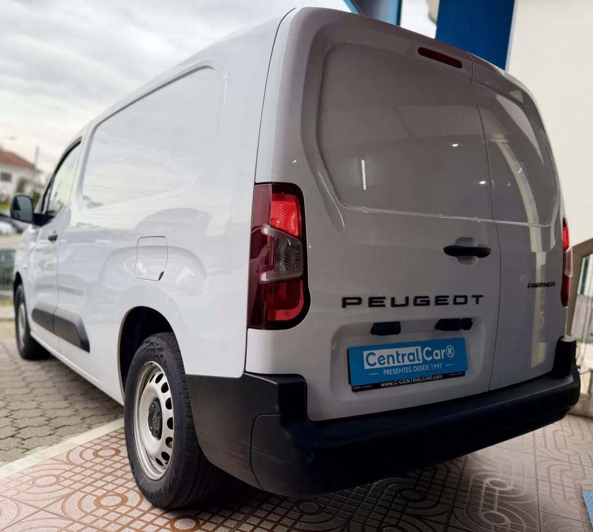 peugeot-partner-2024-diesel-1499cc