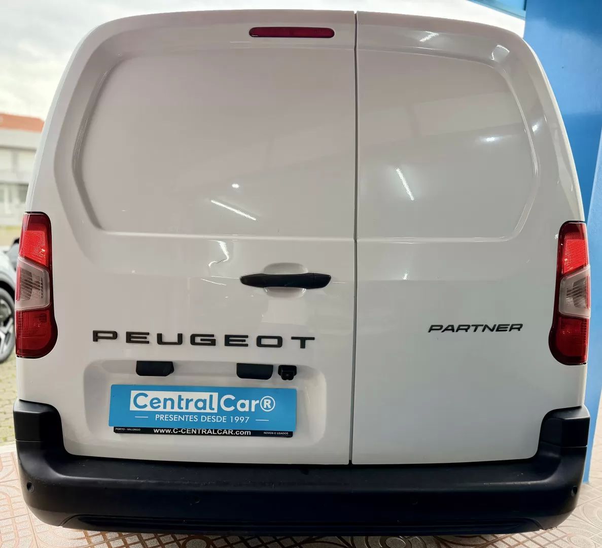 peugeot-partner-2024-diesel-1499cc