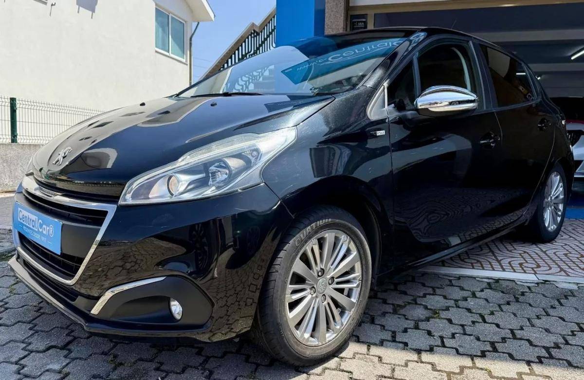 peugeot-208-2017-gasolina-1199cc