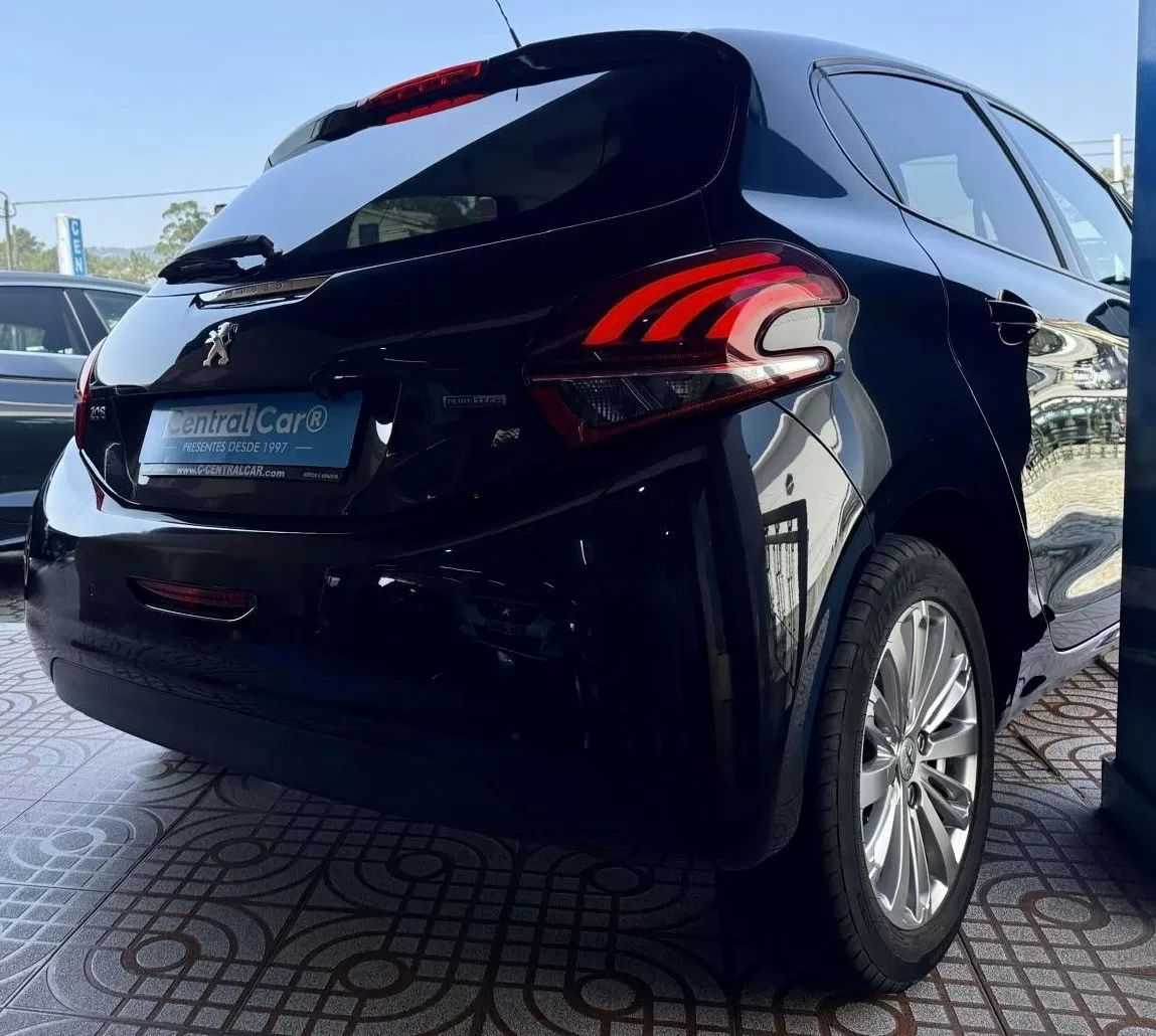 peugeot-208-2017-gasolina-1199cc