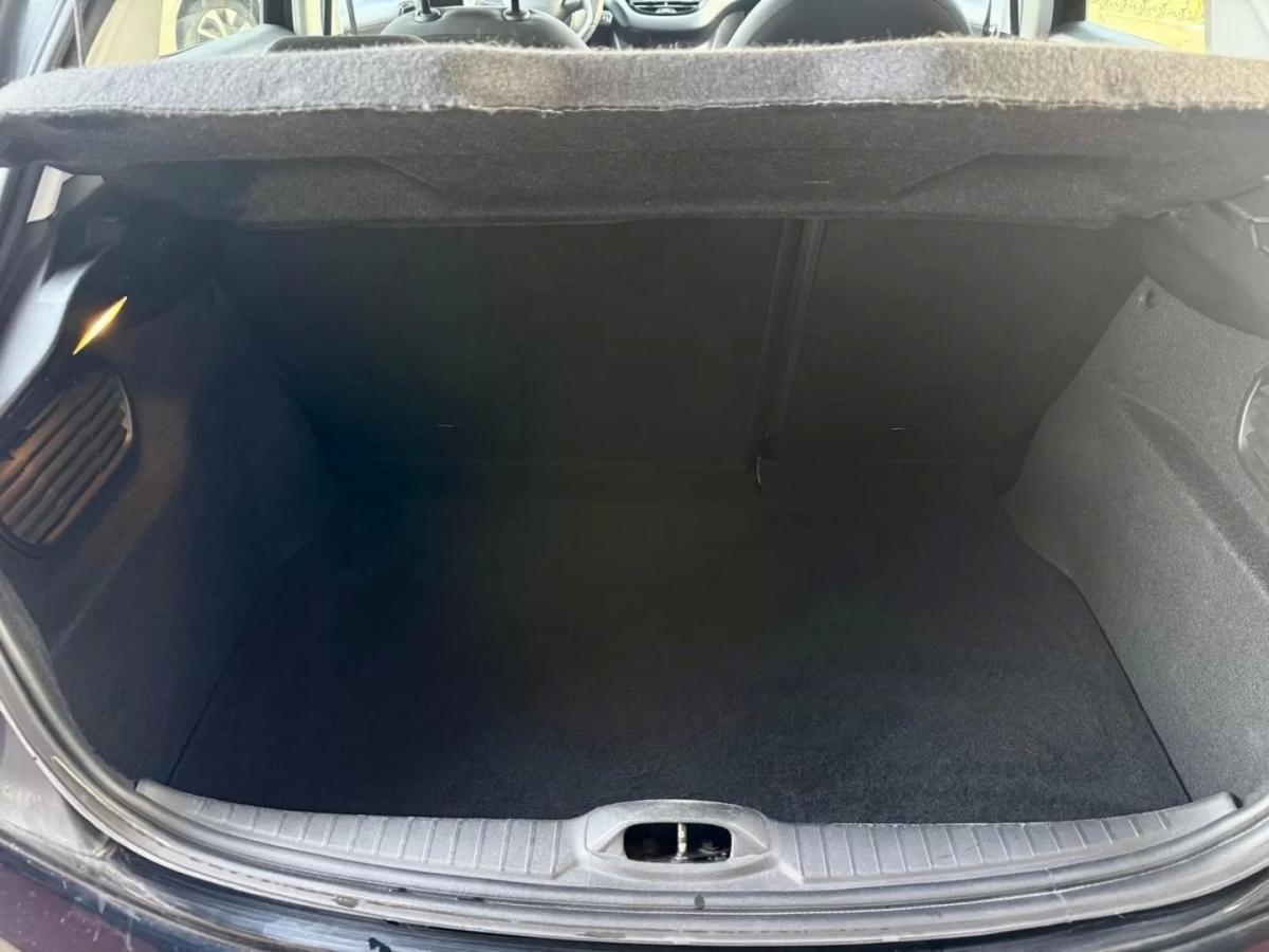 peugeot-208-2017-gasolina-1199cc