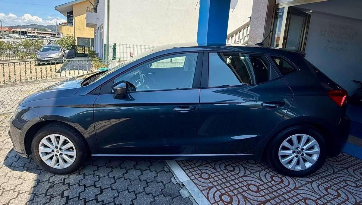 seat-ibiza-2023-gasolina-999cc