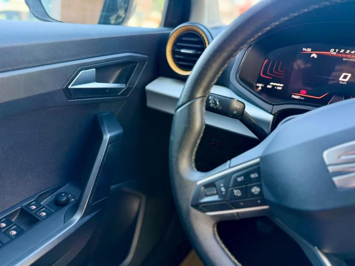 seat-ibiza-2023-gasolina-999cc