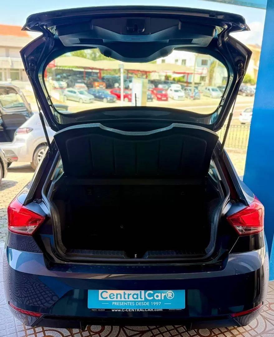 seat-ibiza-2023-gasolina-999cc