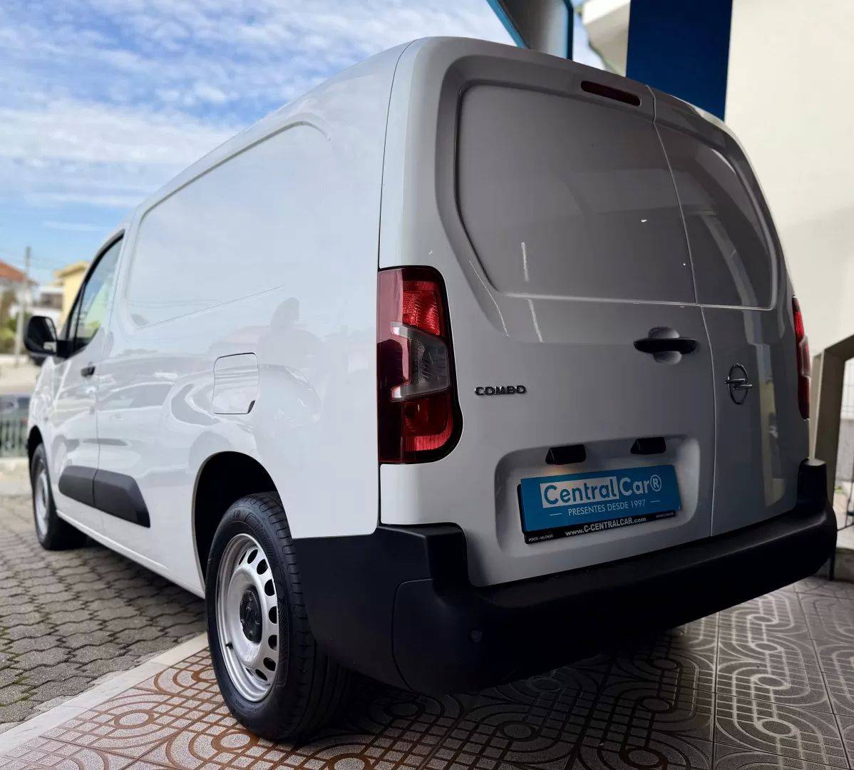 opel-combo-2024-diesel-1499cc