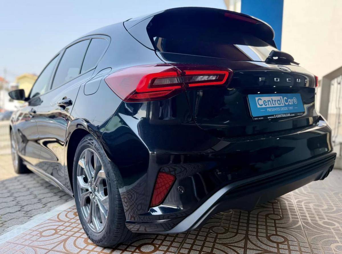 ford-focus-2023-gasolina-998cc