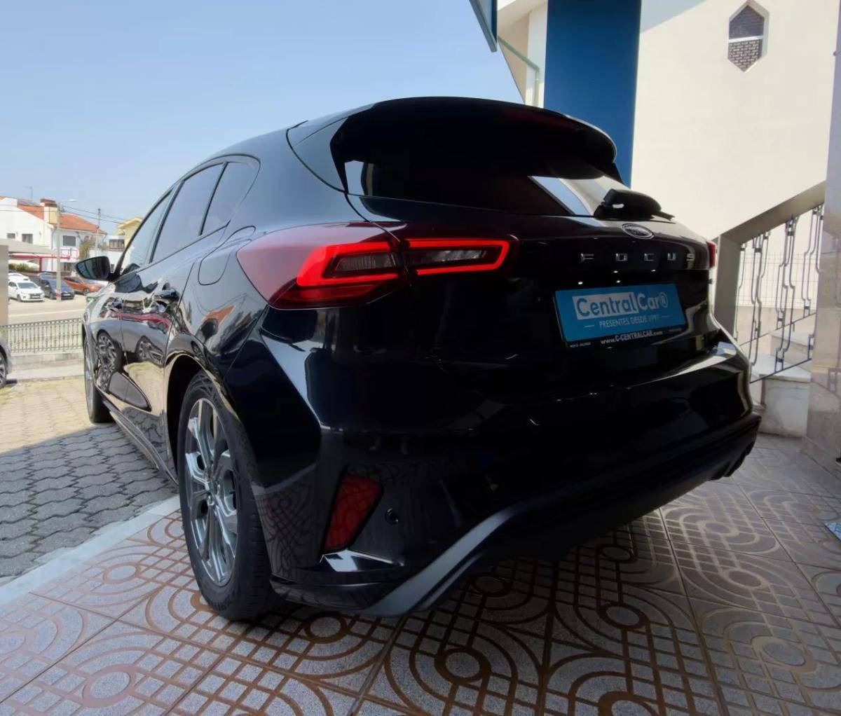 ford-focus-2023-gasolina-998cc