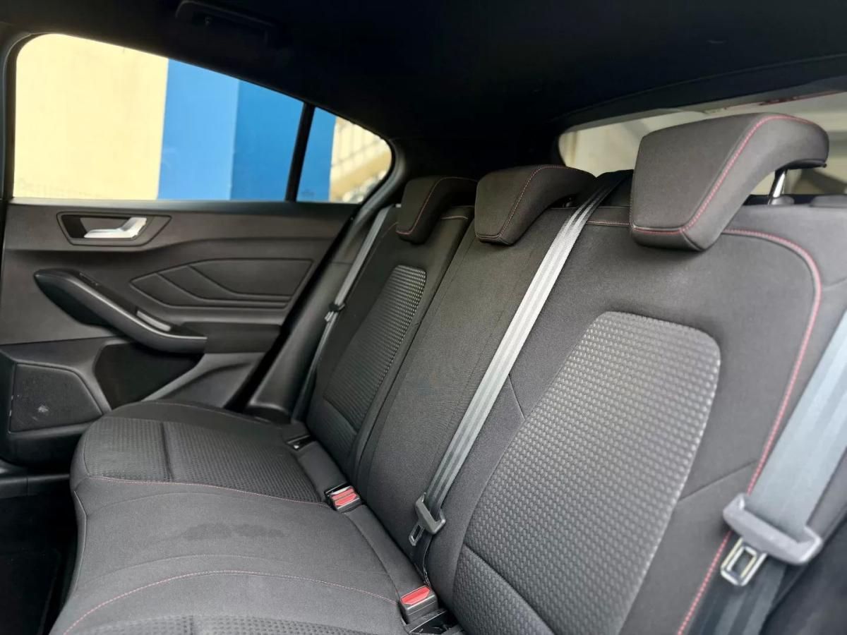 ford-focus-2023-gasolina-998cc
