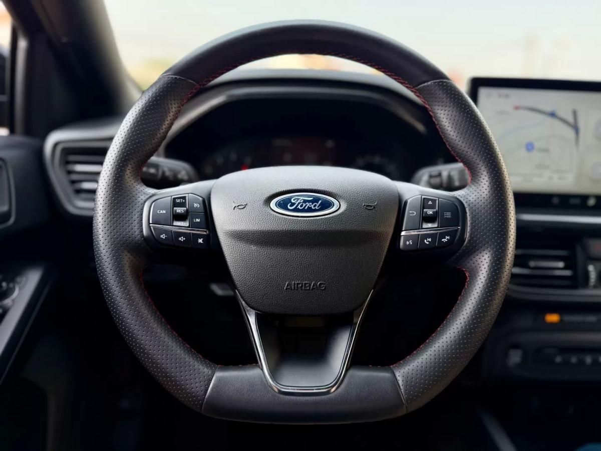 ford-focus-2023-gasolina-998cc