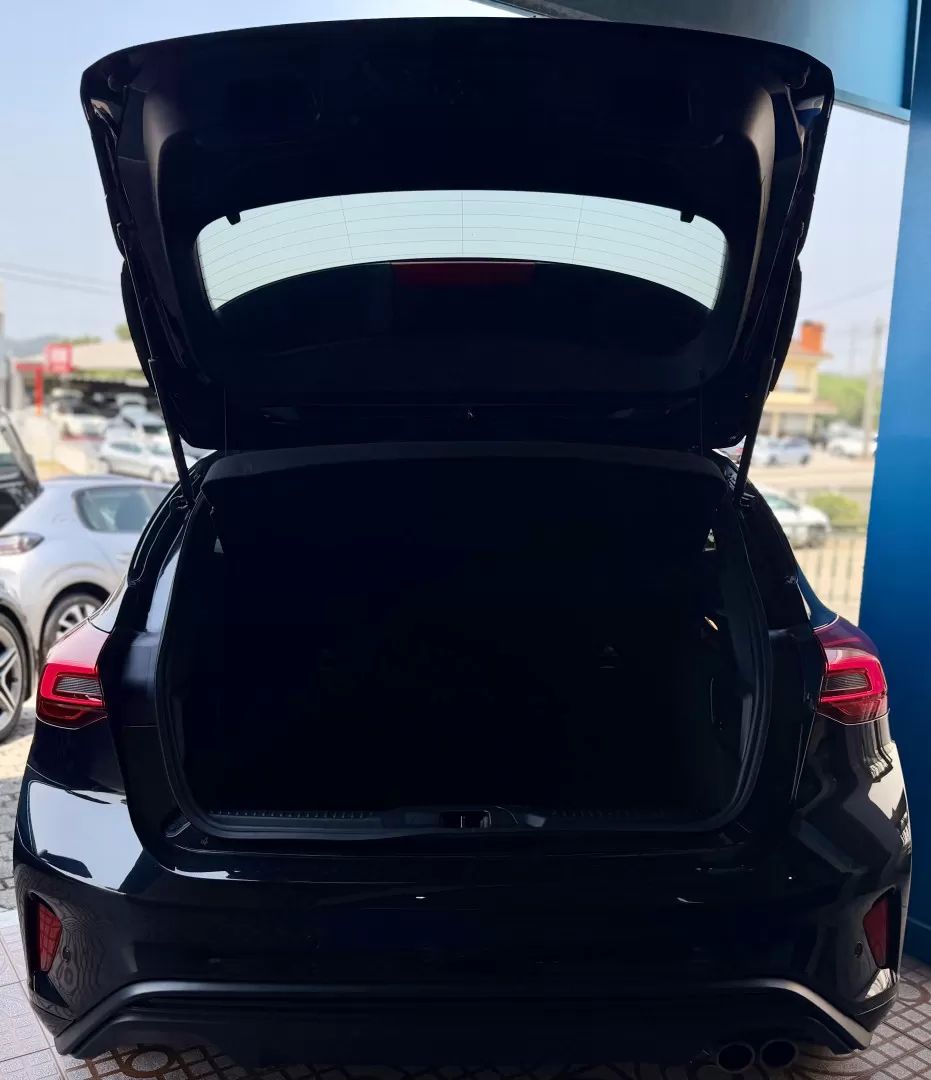 ford-focus-2023-gasolina-998cc