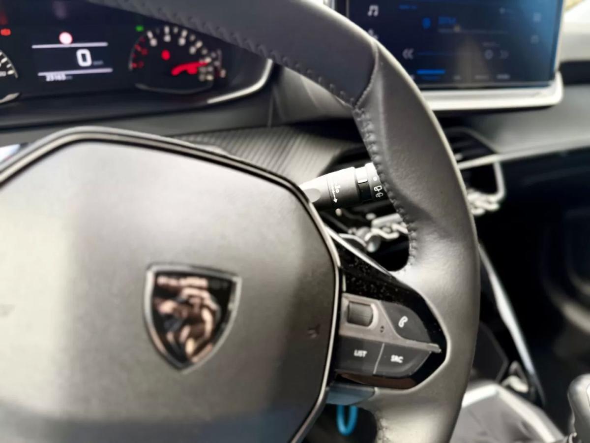 peugeot-208-2025-gasolina-1199cc