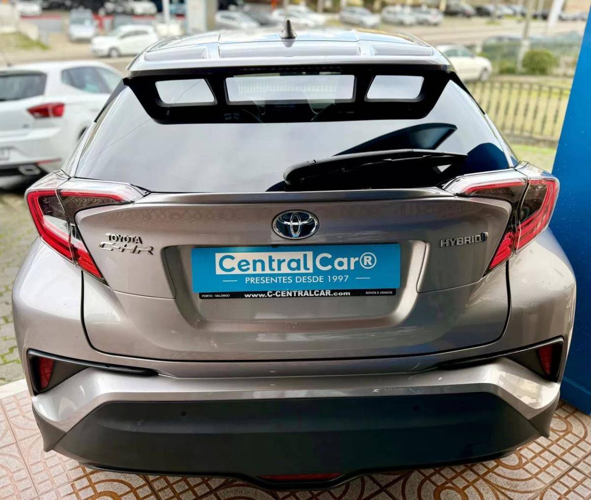 toyota-c-hr-2019-hibrido-a-gasolina-1798cc