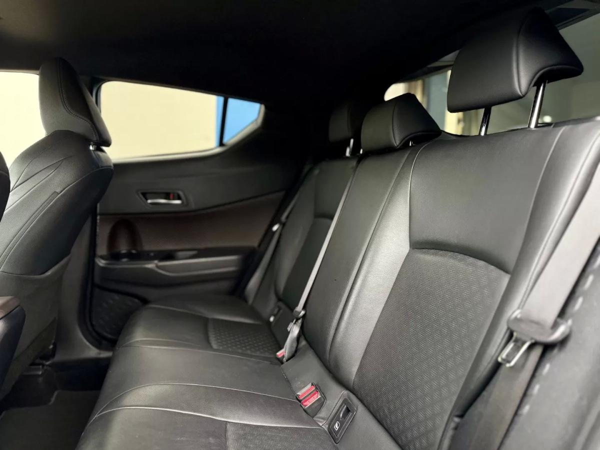 toyota-c-hr-2019-hibrido-a-gasolina-1798cc