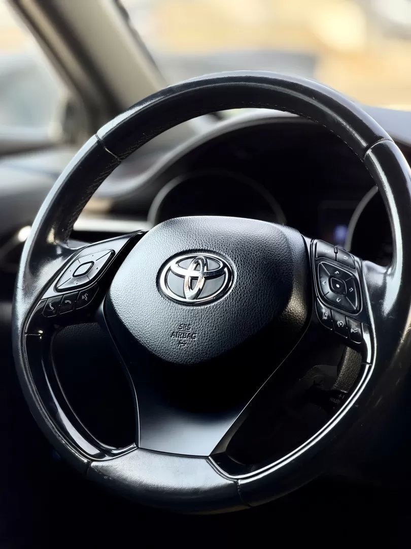 toyota-c-hr-2019-hibrido-a-gasolina-1798cc
