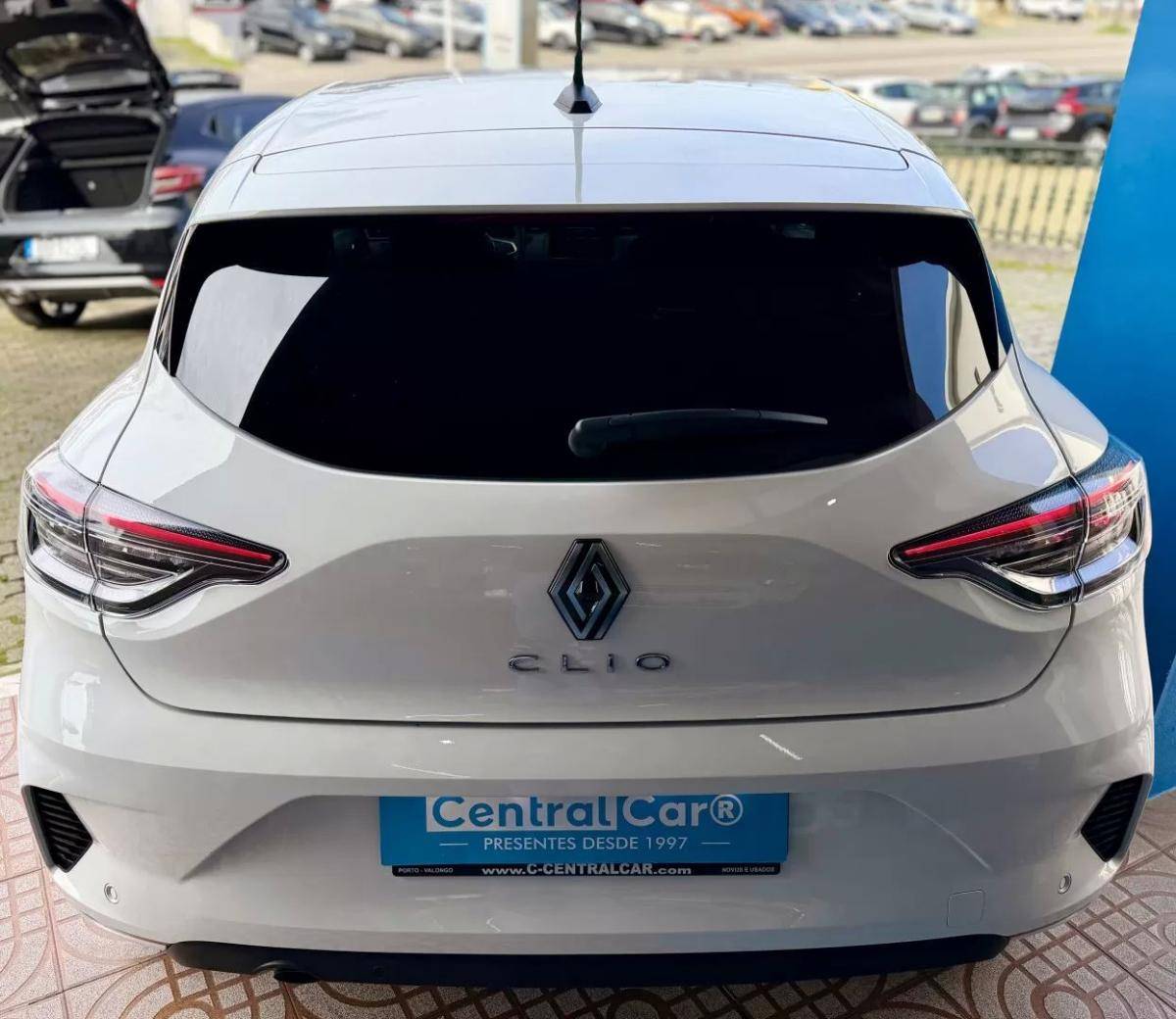 renault-clio-2024-gasolina-999cc
