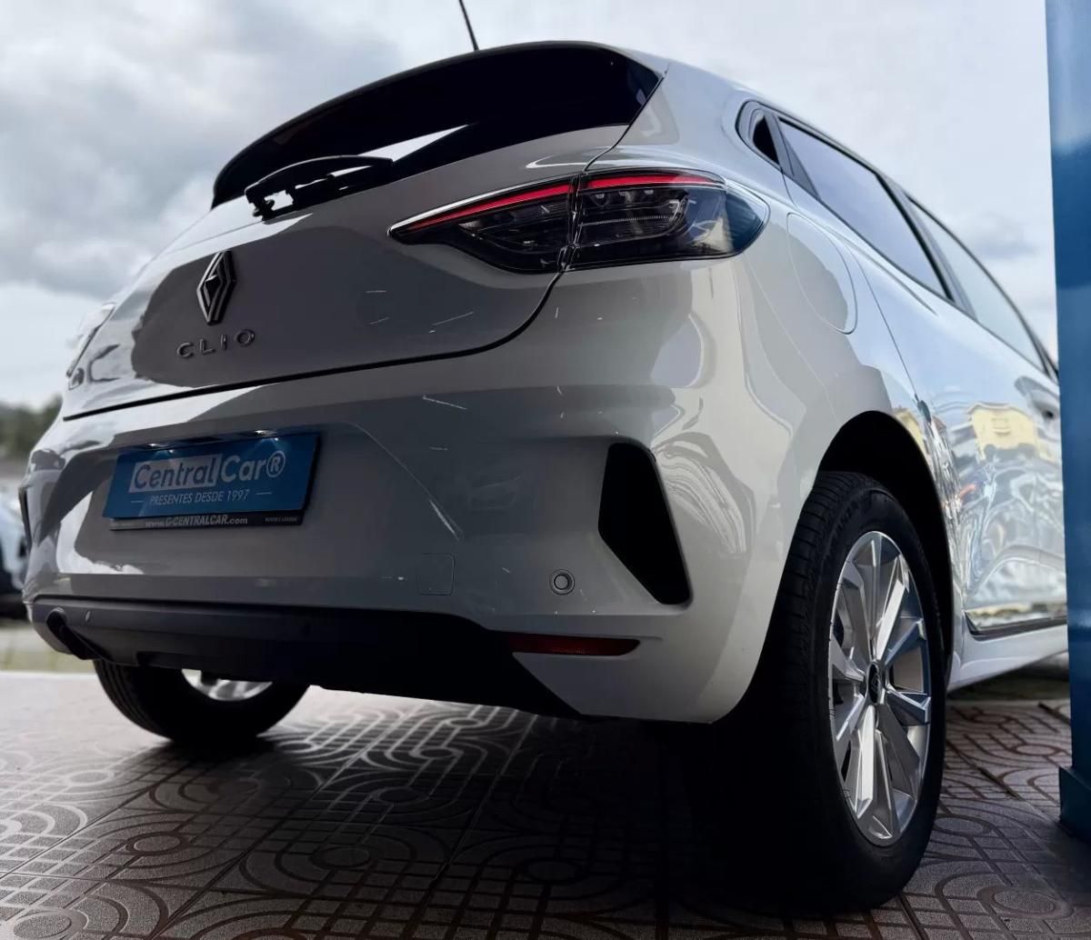 renault-clio-2024-gasolina-999cc