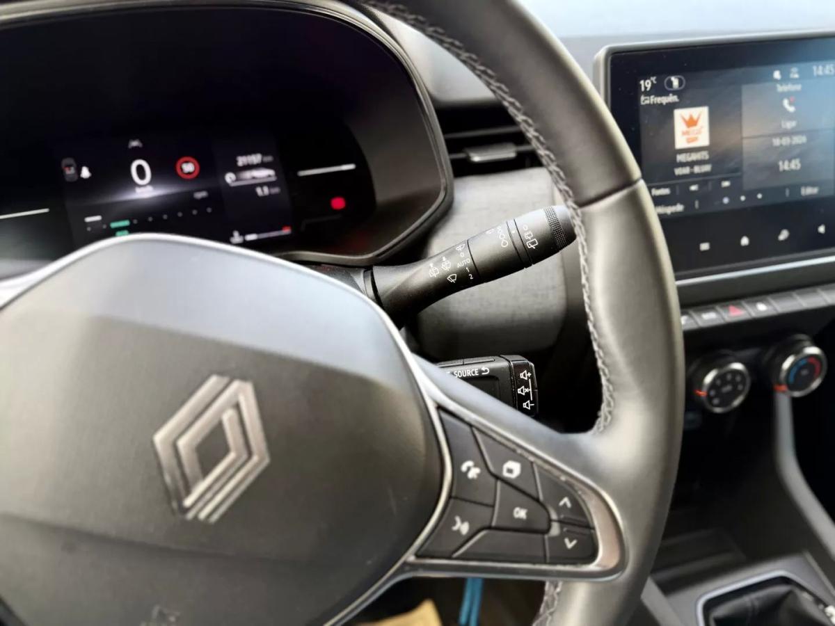 renault-clio-2024-gasolina-999cc
