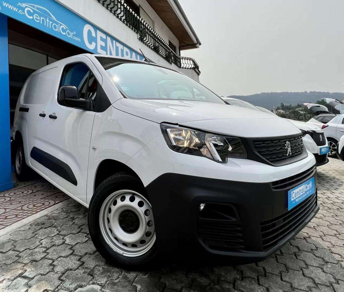 peugeot-partner-2023-diesel-1499cc