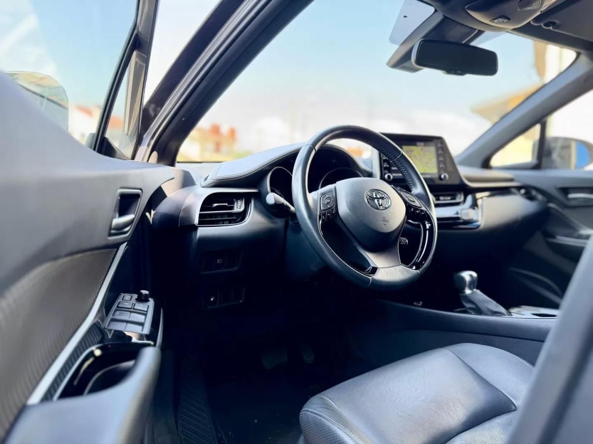 toyota-c-hr-2020-hibrido-a-gasolina-1987cc